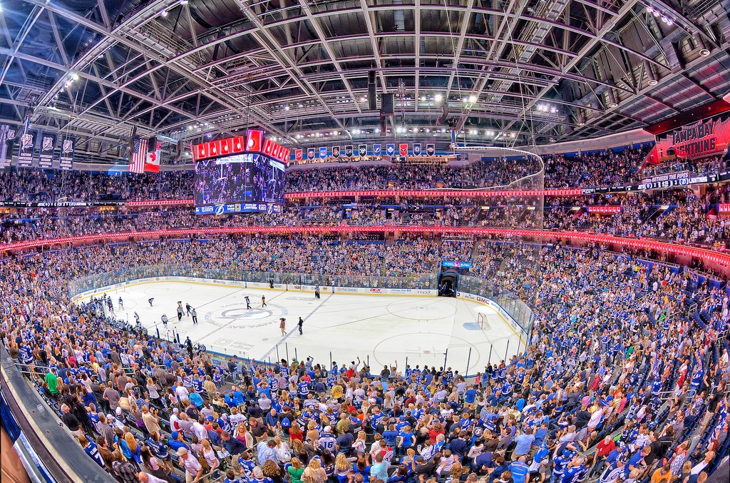 Score with a Tampa Bay Lightning Game - Rent Tampa Bay